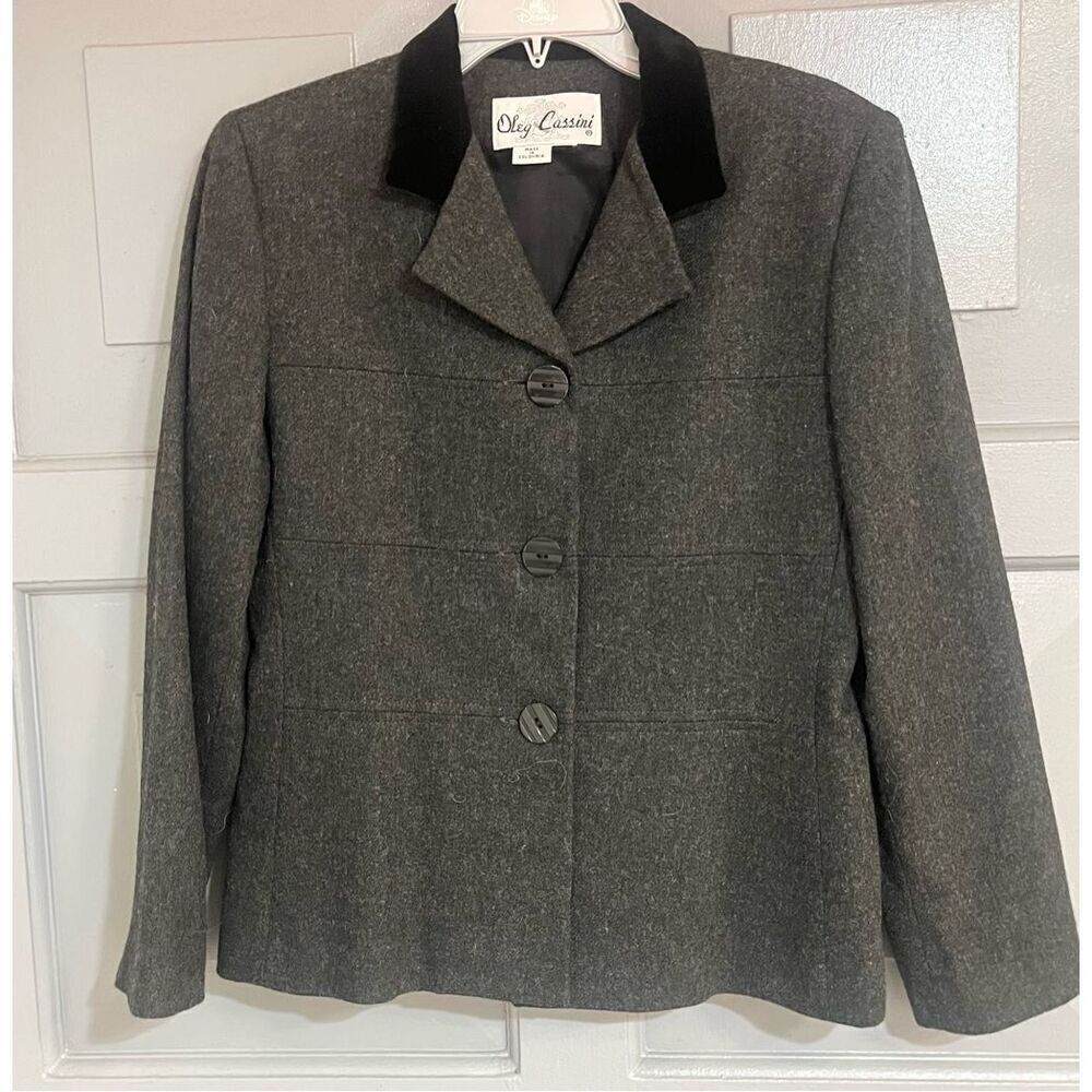 Oleg‎ Cassini Vintage Gray Wool Black Velvet Collar Button Down Blazer